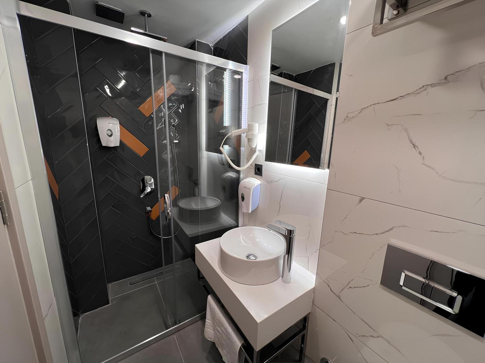 Roi Hotel Izmir Esmirna Exterior foto